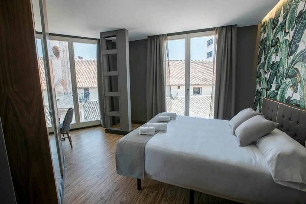 Superior Double Room with Views - 1 or 2 beds — Málaga Premium Hotel