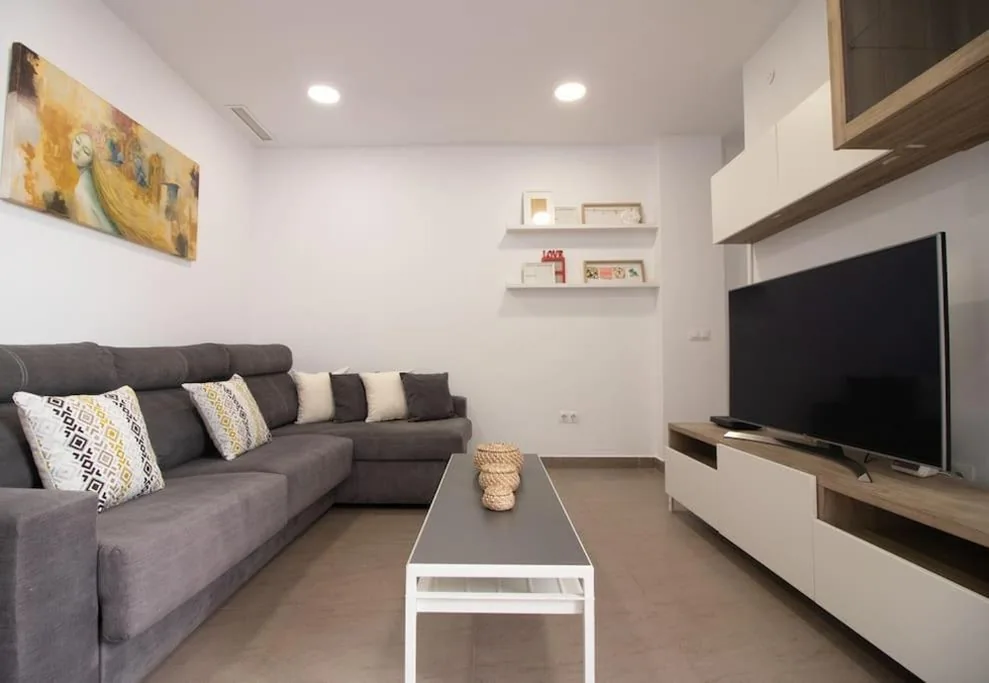 Three-Bedroom House — Malasaña House