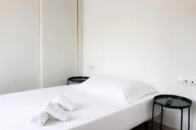 Malvarrosa Beach Rooms — foto 12