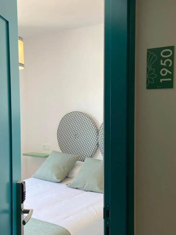 Habitación Doble con baño privado — Mamavira Hospedaje