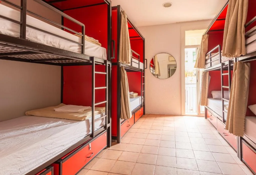Posto letto in dormitorio misto da 8 letti — Mambo Tango
