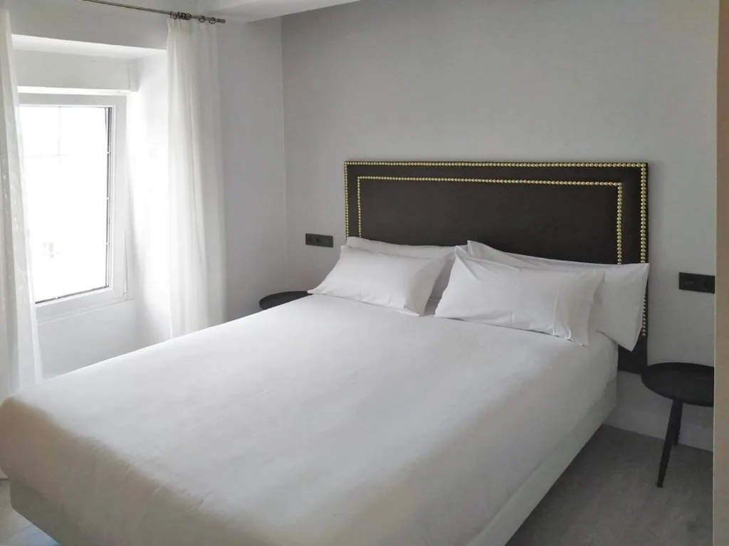 Habitación Doble con bañera de hidromasaje — Mar do Ézaro - Boutique Hotel
