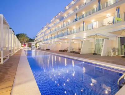 Mar Hotels Playa de Muro Suites — foto 12