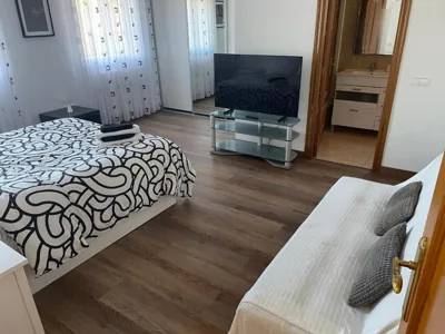 Maravillosa villa con piscina y barbacoa — foto 6