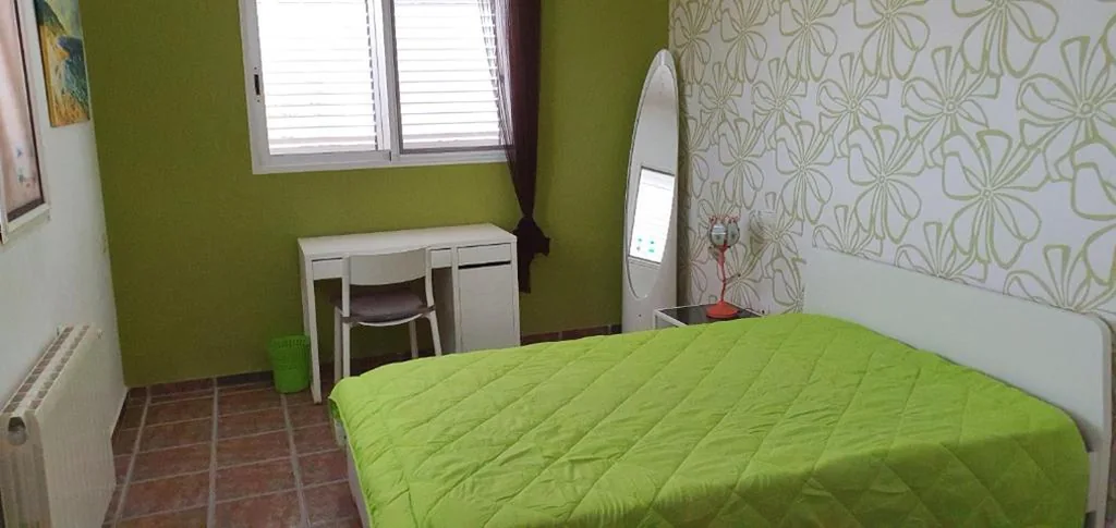Quarto Duplo com Casa de Banho Privativa — Maravisa