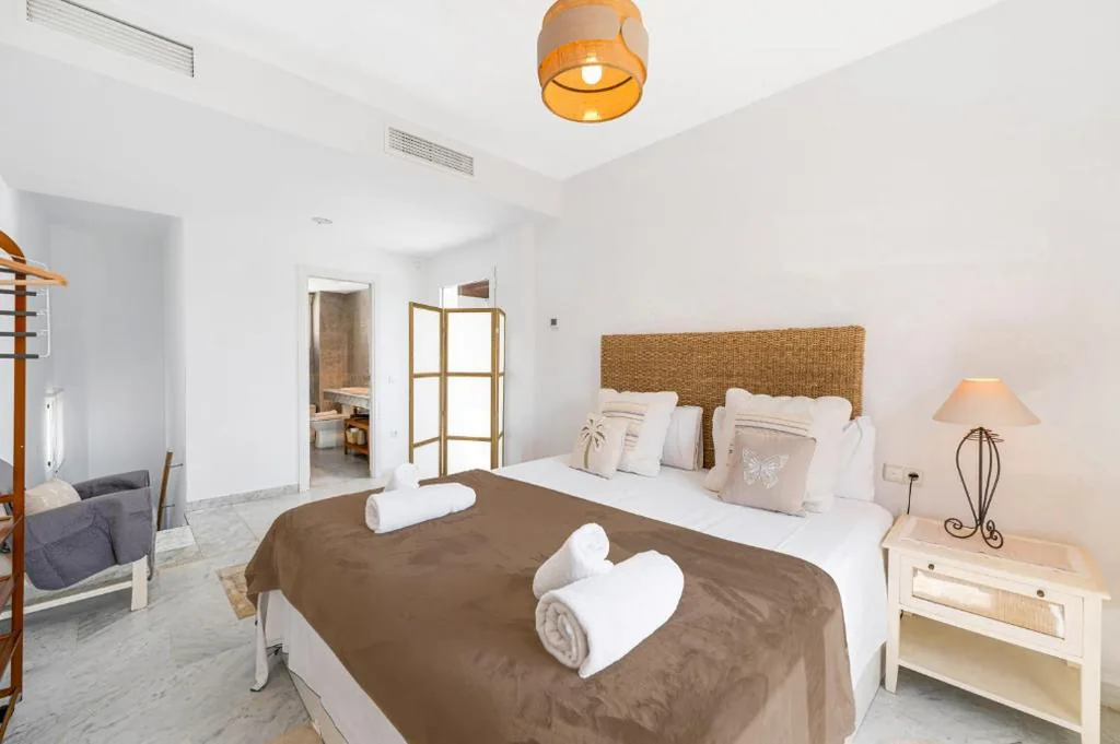 Casa de 4 dormitorios — Marbella Villa Monteros