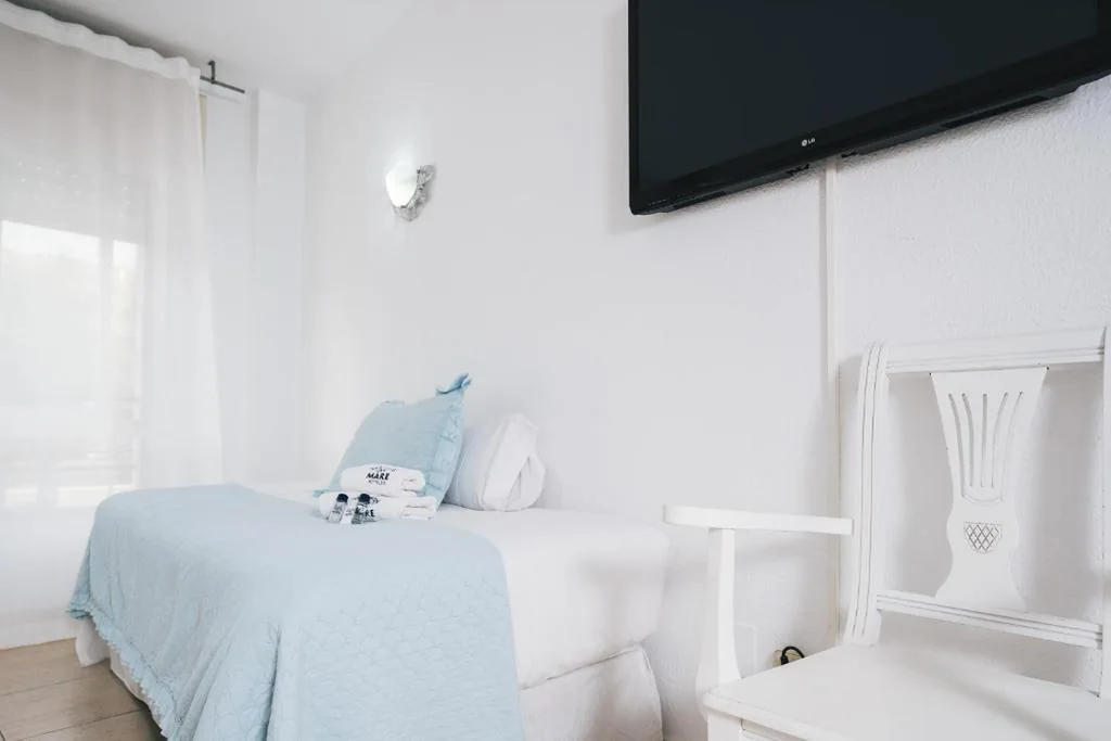 Camera Tripla (3 adulti) — Mare Estepona Hotel