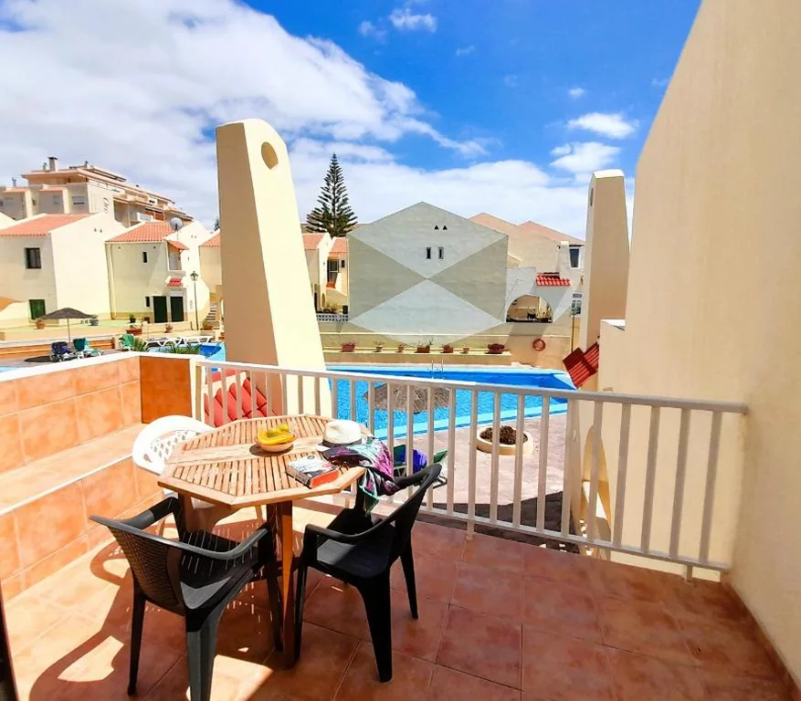 Monolocale con vista sulla piscina — Mareverde Fase I