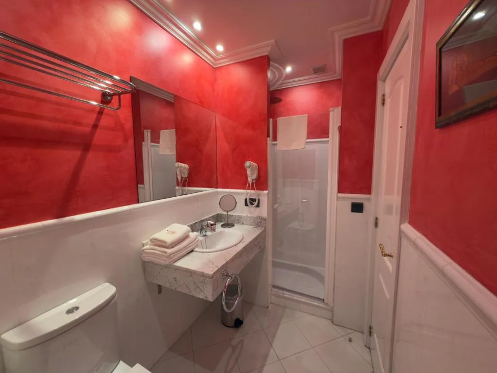 Small Double Room — Marina de Campios