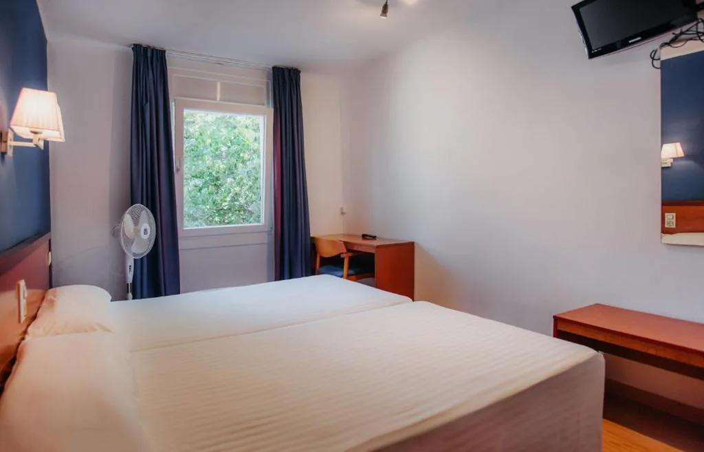 Chambre Double - 2 lits — Marina Tossa