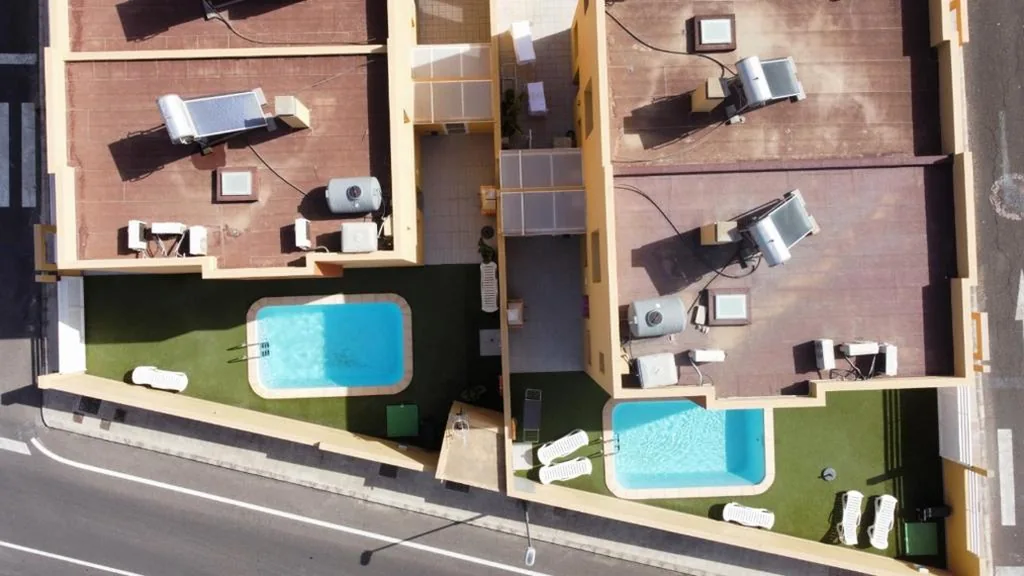 Three-Bedroom House — Mariposas Home Pool