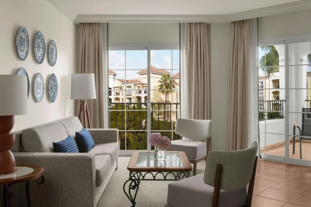 Apartment mit 2 Schlafzimmern, Balkon und Gartenblick — Marriott's Playa Andaluza