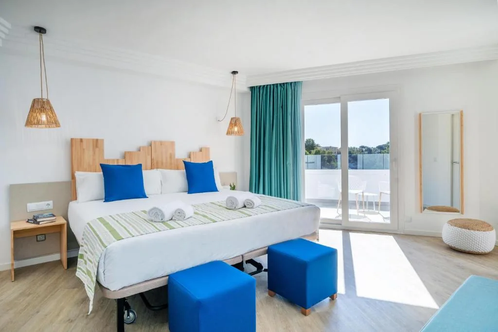 Junior Suite with Pool View - Single Use — MarSenses Ferrera Blanca Hotel - Adults Only