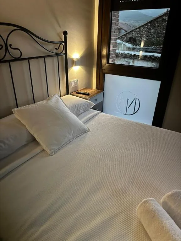 Doppelzimmer mit eigenem Bad — Martín Taberna