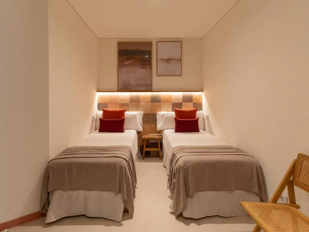 Quarto Duplo Económico - Adaptado para pessoas com mobilidade reduzida — Marton Turisme de Interior