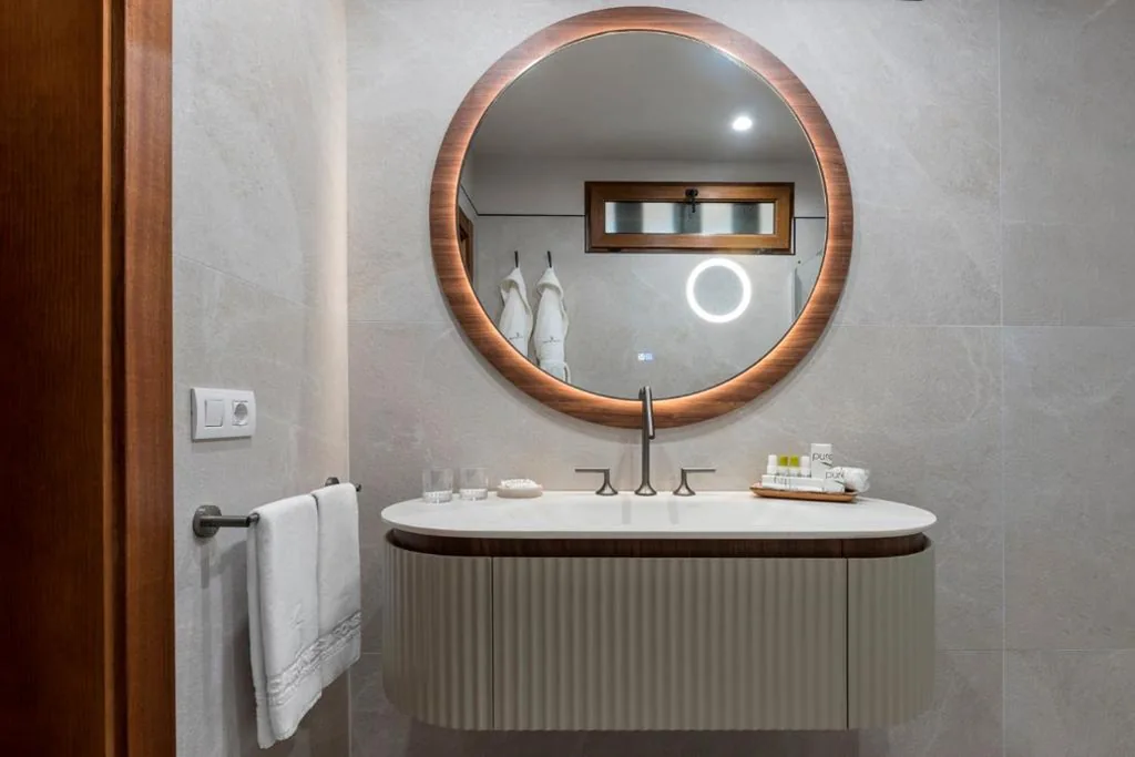 Suite Swim-up (Adults Only) — Marylanza Suites & Spa
