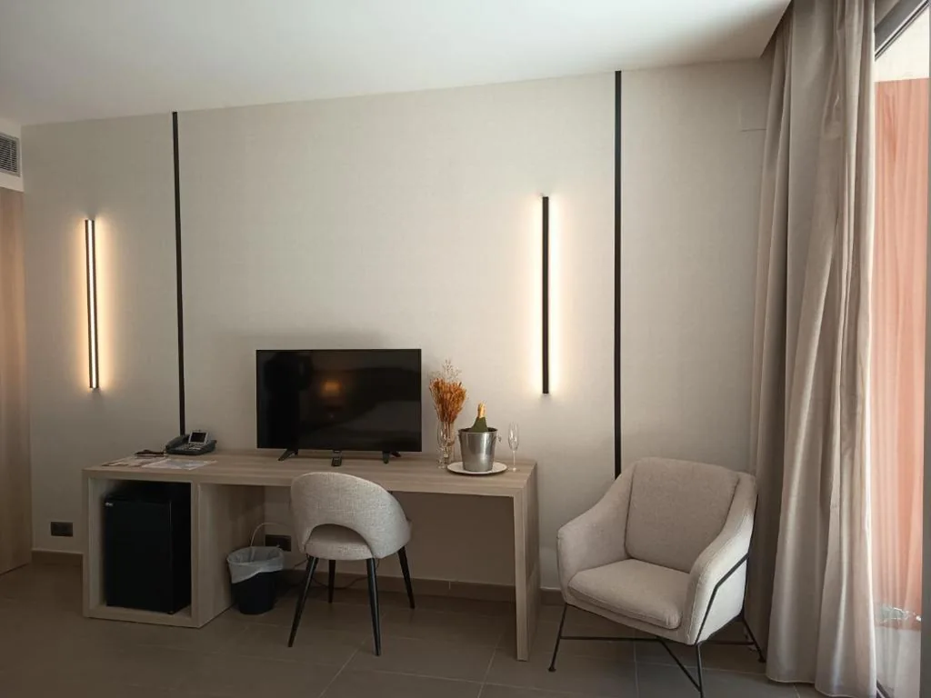 Camera doppia con terrazza — Mas Ses Vinyes - Adults Only