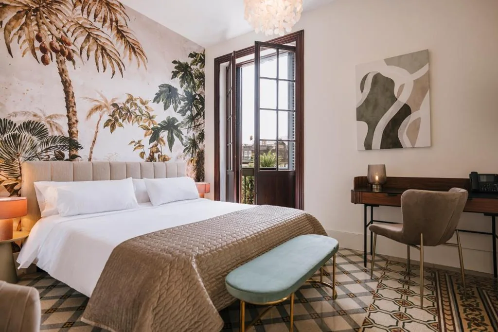 Deluxe-Doppelzimmer mit Balkon — MASANET Emblematic Hotels by Airnest