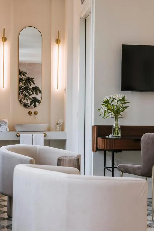 Geräumiges Doppelzimmer mit Straßenblick — MASANET Emblematic Hotels by Airnest
