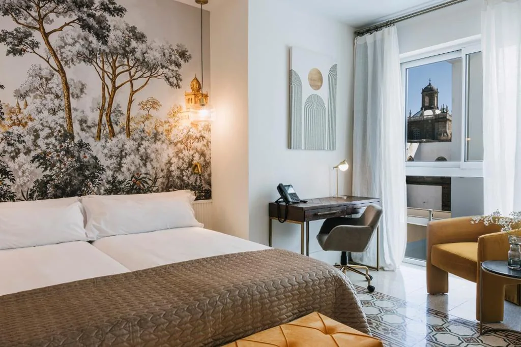 Inneres Deluxe-Zimmer — MASANET Emblematic Hotels by Airnest