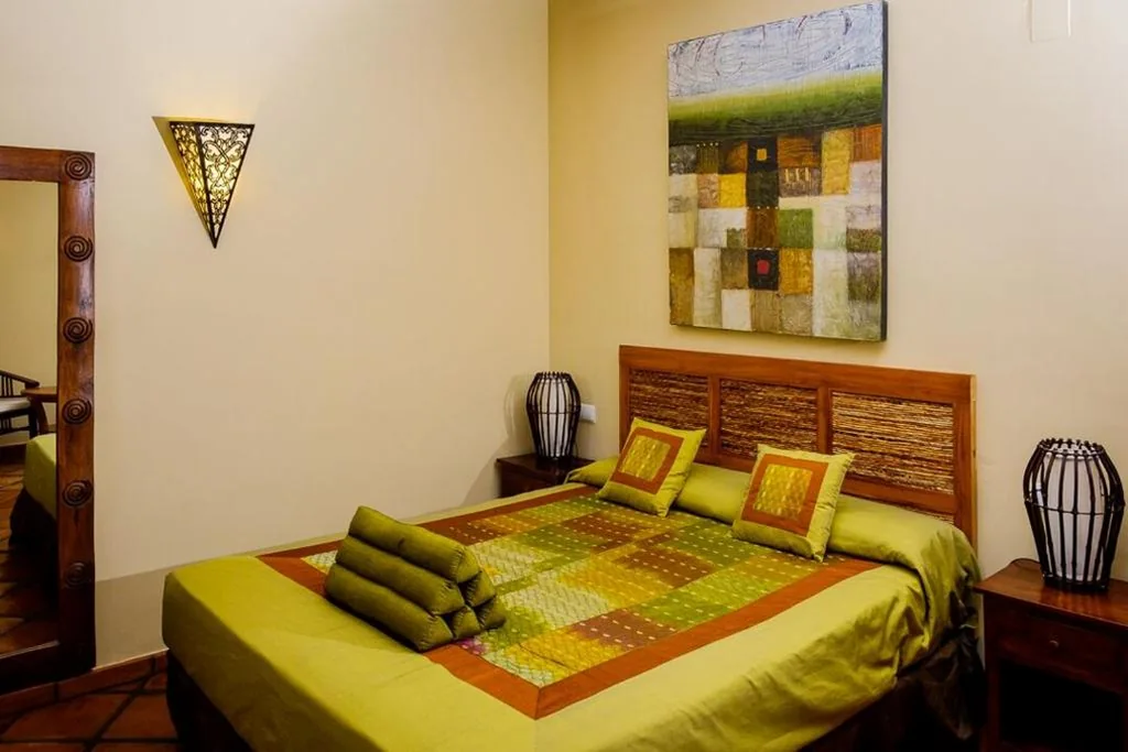 Habitación adaptada para personas con movilidad reducida - Cama grande — Masía Durbá Hotel B&B