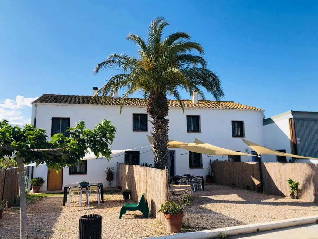 Haus mit 4 Schlafzimmern — Masia Llambrich