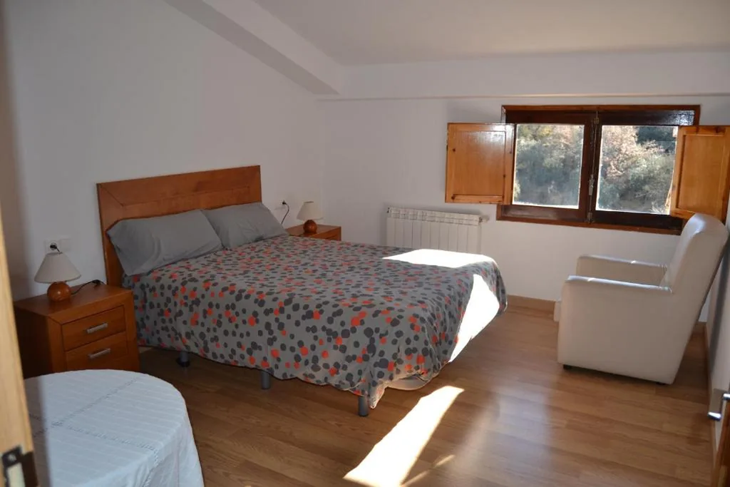 Camera matrimoniale con bagno privato — Masia Molí de Tartareu