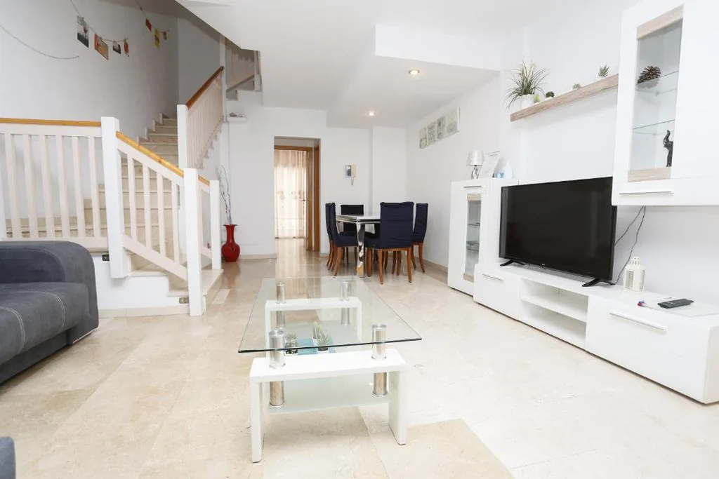 Casa de 4 dormitorios — Masvacation HR, 4Room, Terrace, Parking
