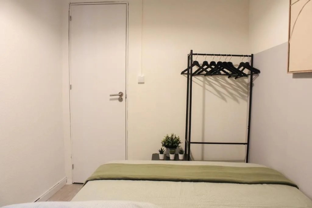 Doppelzimmer mit Gemeinschaftsbad — Matute Street, Private rooms