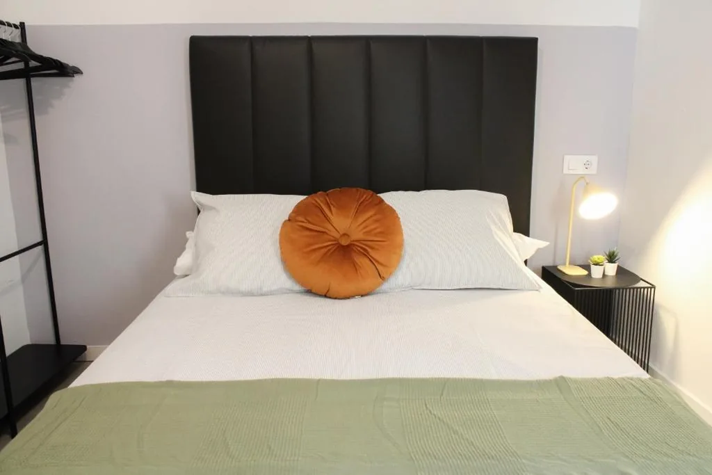 Doppelzimmer mit Gemeinschaftsbad — Matute Street, Private rooms