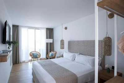 May Altafulla Beach Boutique Hotel — photo 8