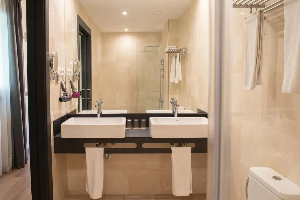 Suite Familiar — May Ramblas Hotel