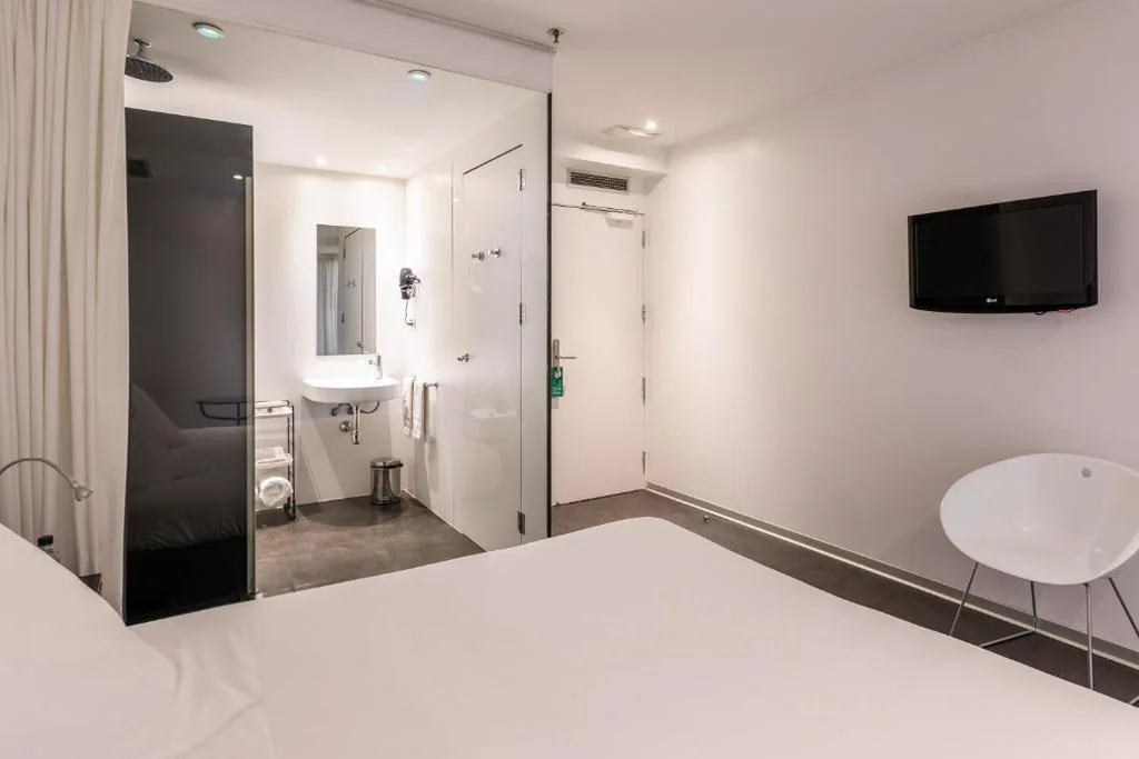 Standaard tweepersoonskamer - 1 of 2 bedden — Mayerling Hotel