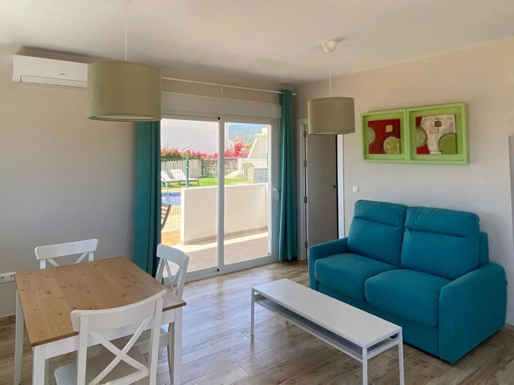 Apartamento con terraza — Mda Playa del Cantal