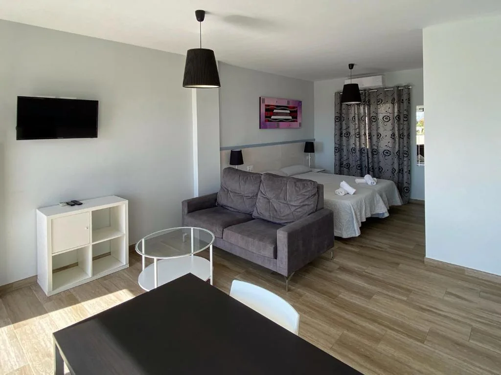 Estudio con terraza — Mda Playa del Cantal