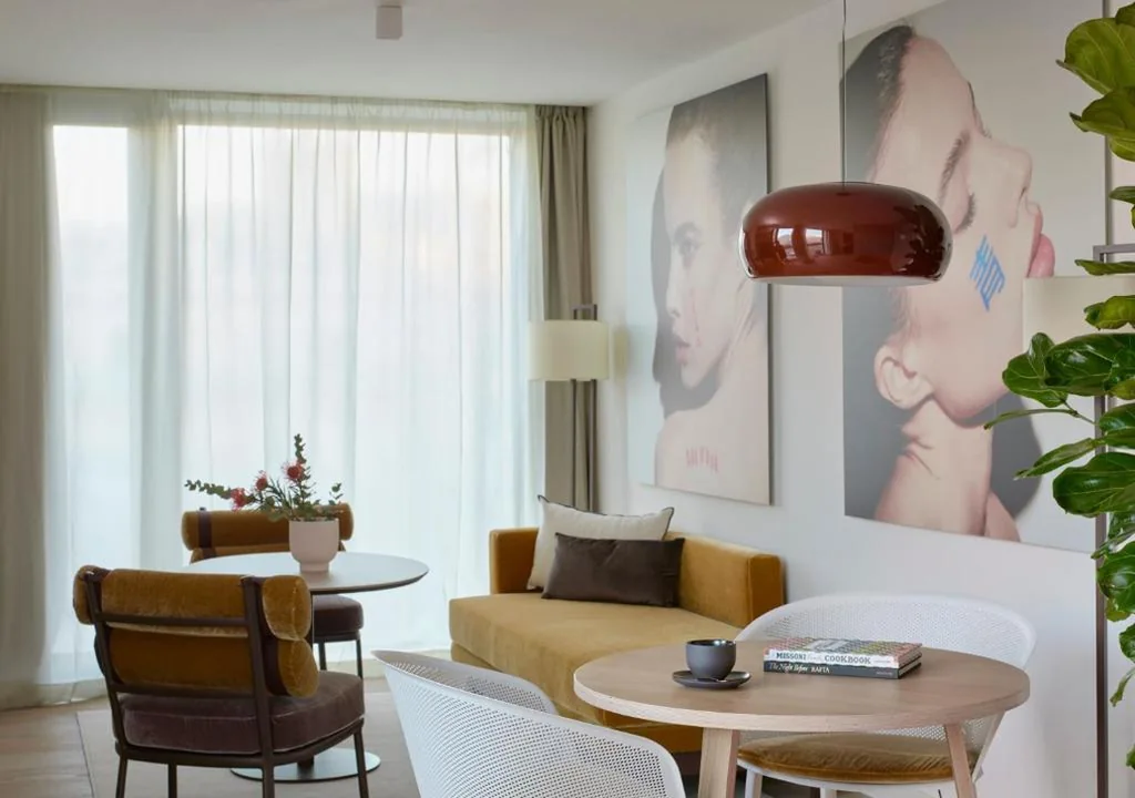 Suite Estudio ME + con terrazza, vasca idromassaggio e vista sulla Sagrada Familia — ME by Meliá Barcelona
