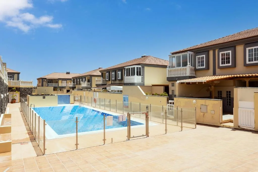 Casa — Medano Beach
