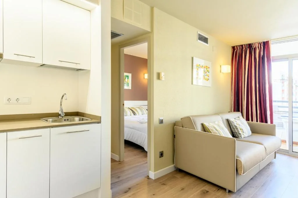 Appartement (2 adultes + 1 enfant) — Medplaya Aparthotel Esmeraldas