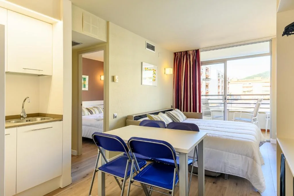 Appartement (2 adultes + 2 enfants) — Medplaya Aparthotel Esmeraldas