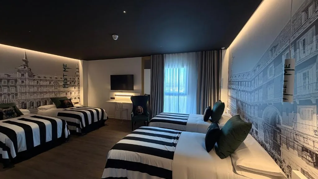 4人部屋 — Meet Me Madrid Hotel