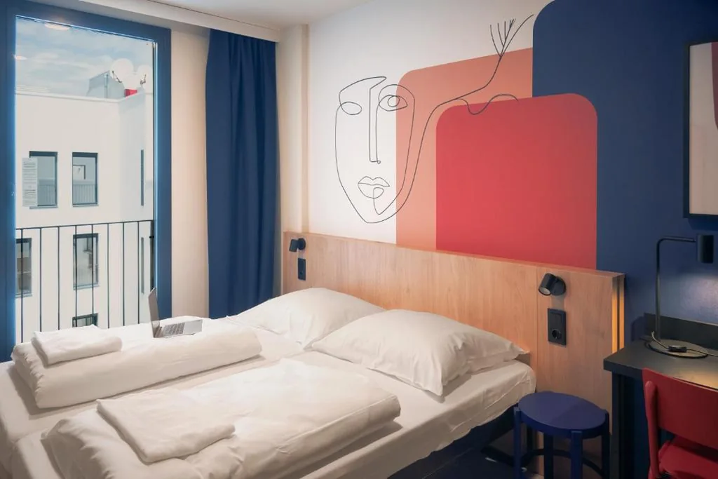 Einzelzimmer — MEININGER Hotel Barcelona Fira Gran Via
