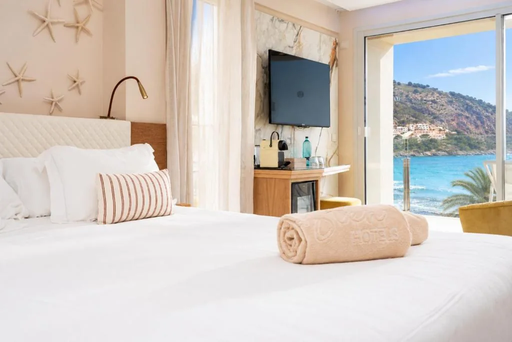 Camera doppia Superior con vista mare — Melbeach Hotel & Spa - Adults Only