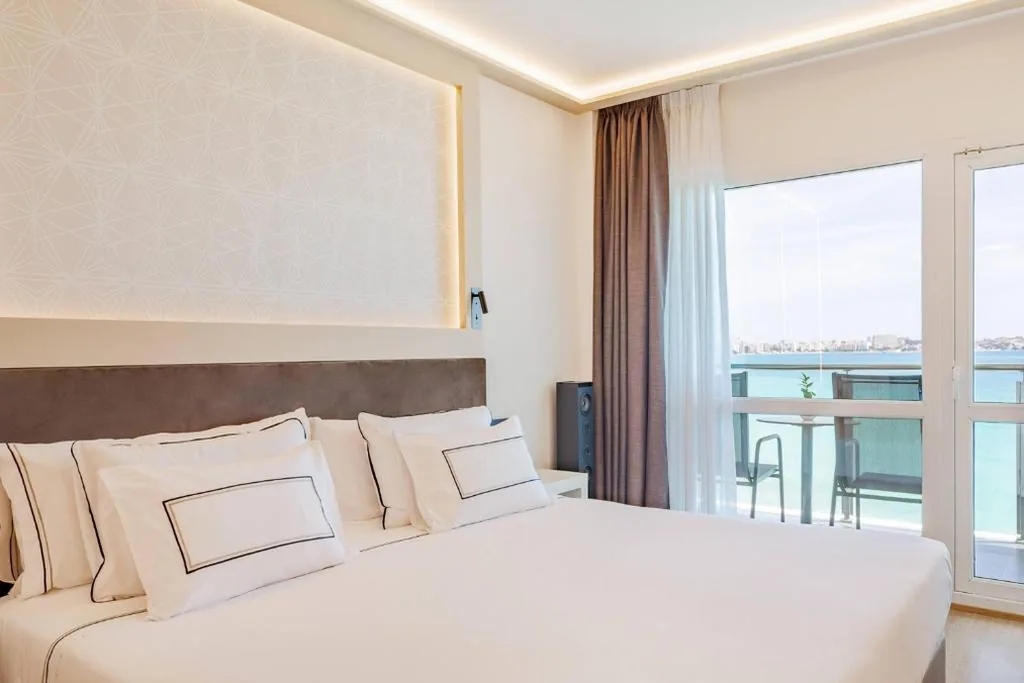 Premium The Level Room with Sea View - Adults Only — Meliá Alicante