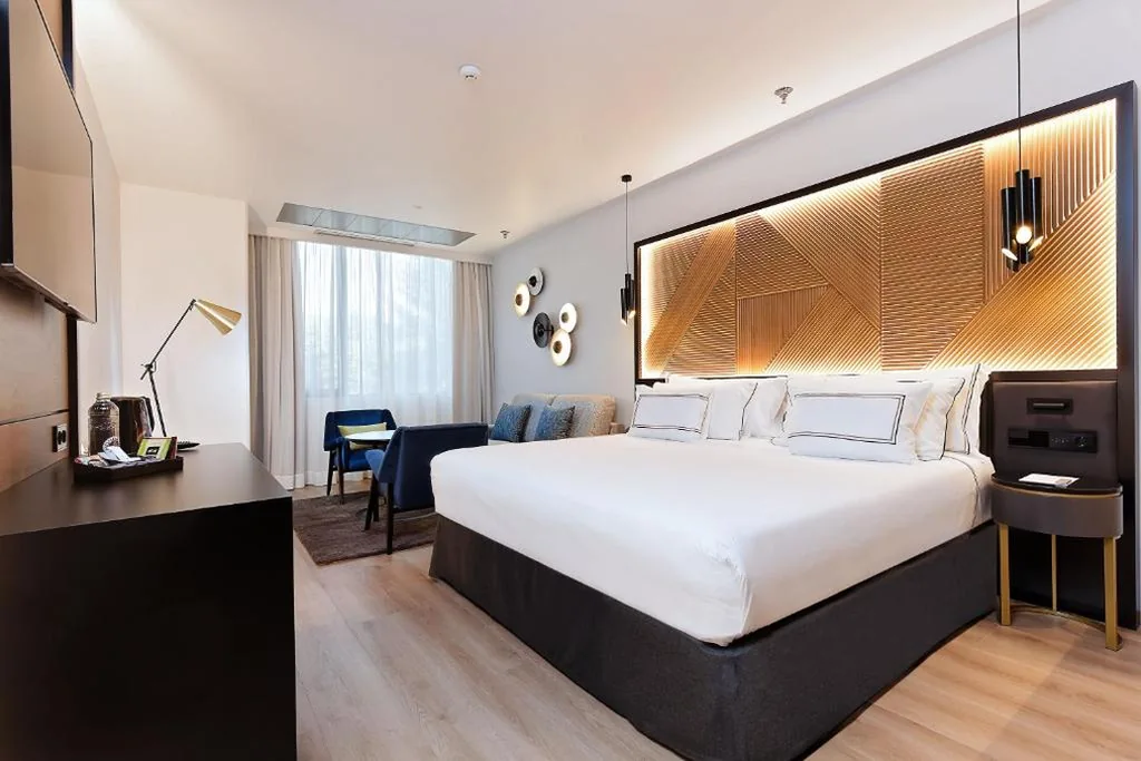 Camera Premium con 1 letto matrimoniale grande — Meliá Avenida América