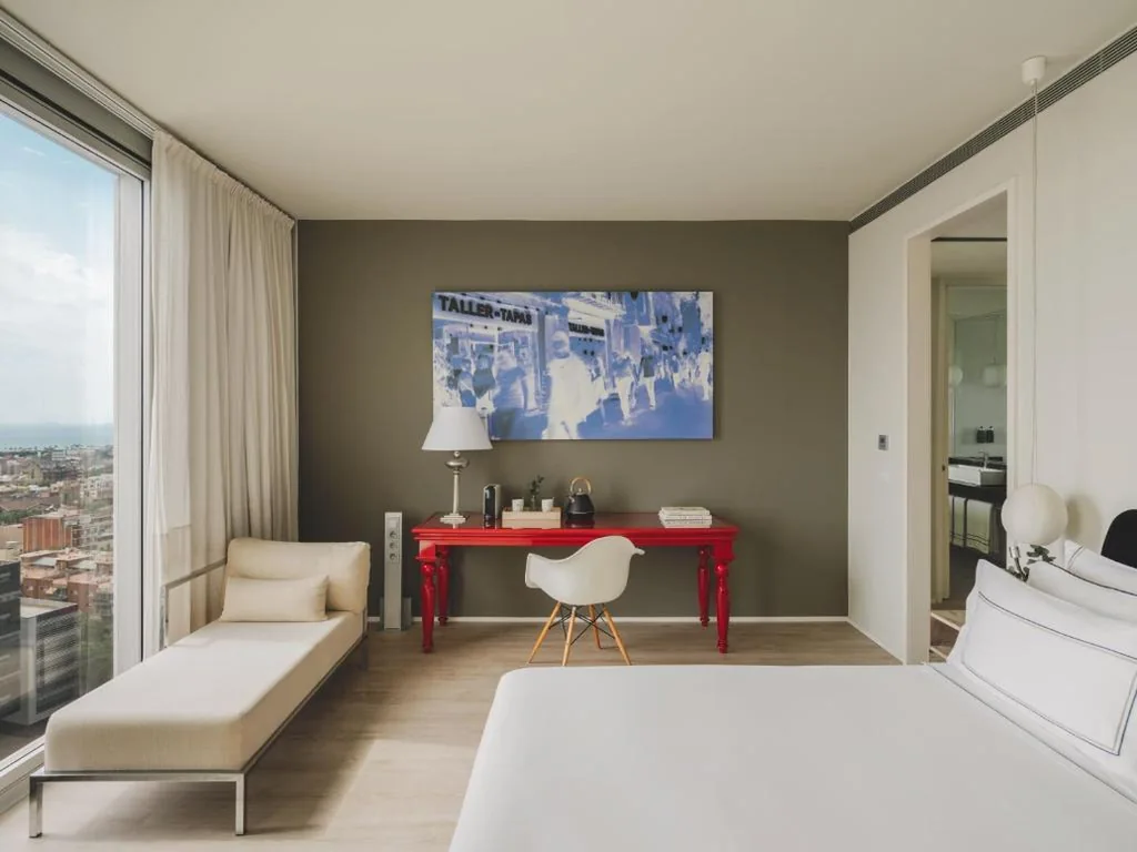 Habitación Premium con vistas al mar — Meliá Barcelona Sky 4 Sup