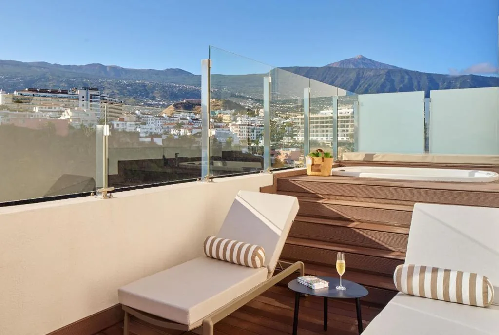 The Level Grand Premium-kamer met frontaal uitzicht op zee en bubbelbad — Meliá Costa Atlantis Tenerife