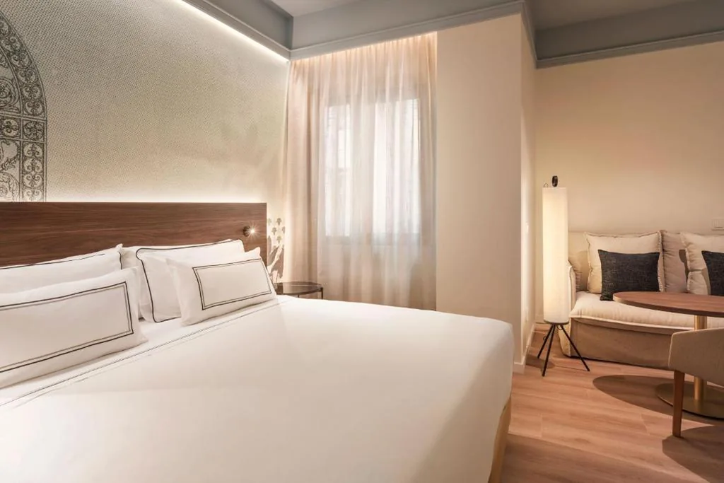 Chambre Premium — Meliá Granada