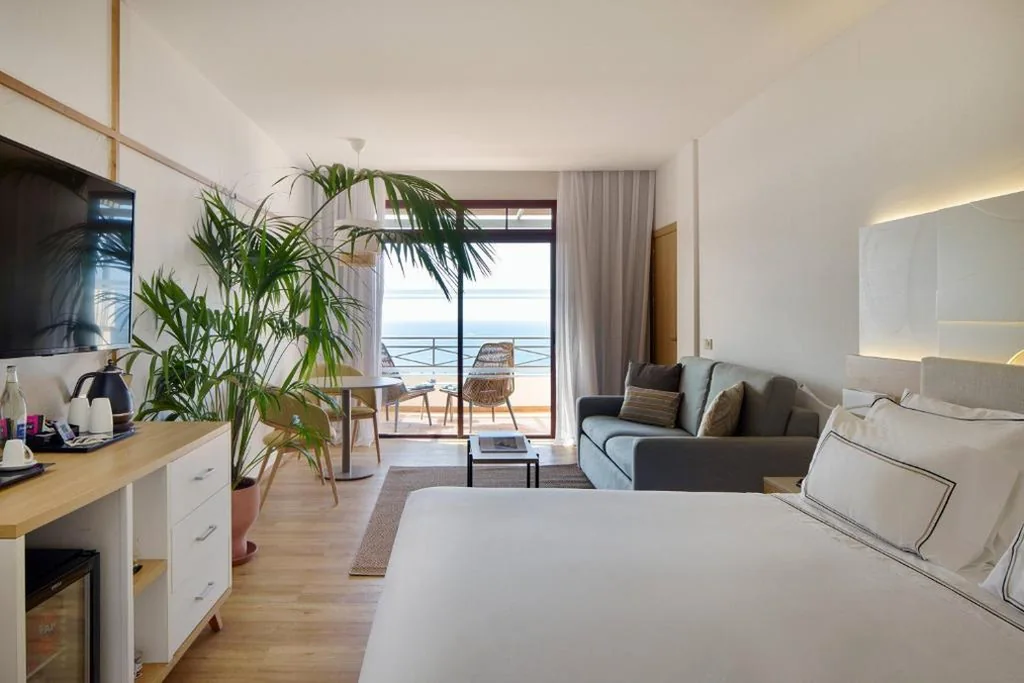 Suite Junior The Level con vistas al mar — Meliá Jardines del Teide - Adults Only