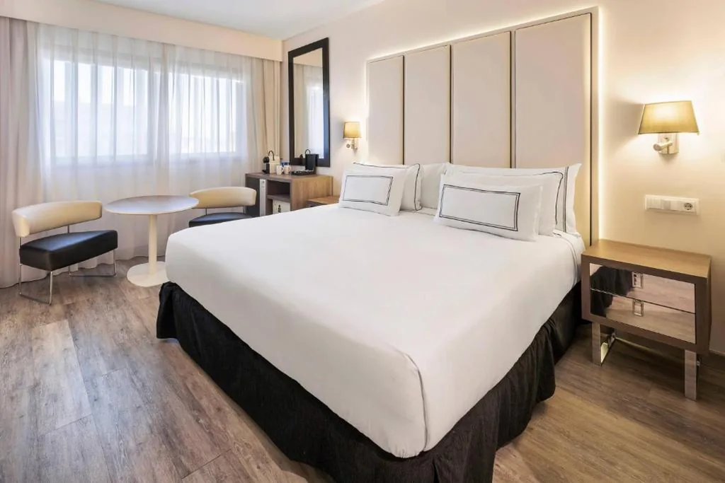 Quarto Meliá The Level — Meliá Lebreros