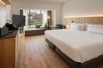 Meliá Madrid Barajas — foto 12